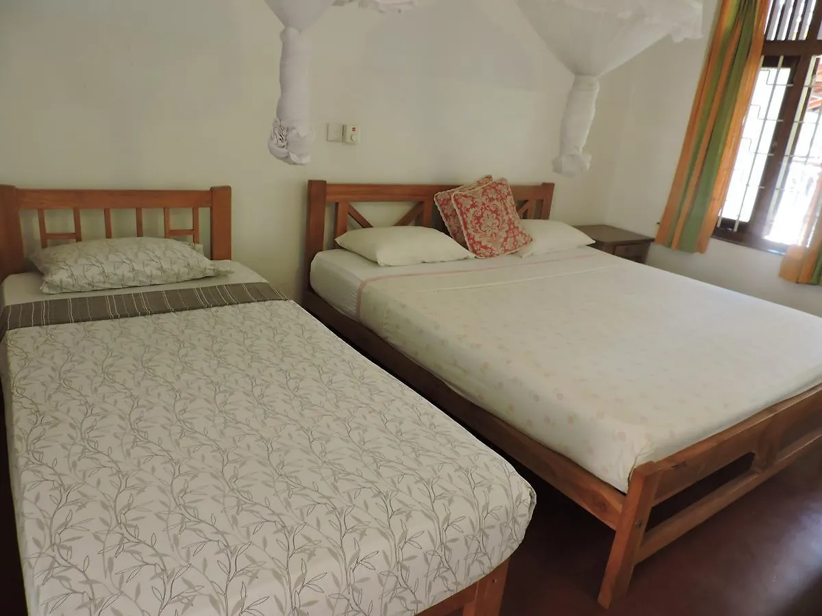 Hotel Mango Garden Kandy Guest house